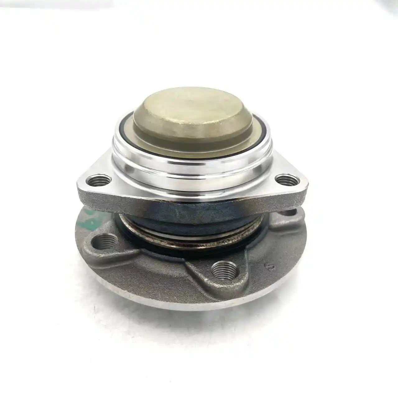 5QF501611B front wheel hub unit for Volkswagen
